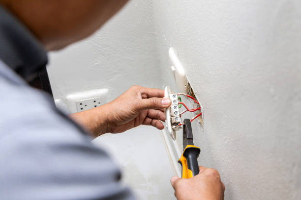 Best Commercial Electrician Services  in Huntington, WV